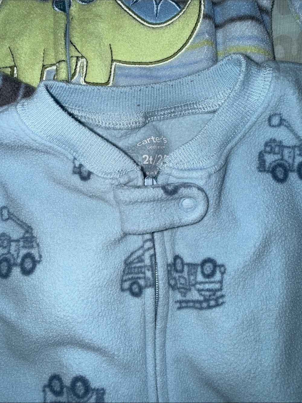 Bundle - 6 pack of 2T Fleece Onsies - Picture 7 of 8